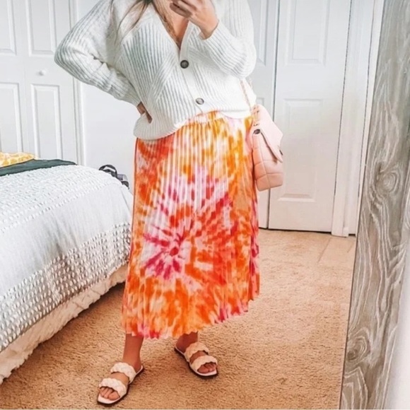 Calvin Klein Tie-Dye Pleated Skirt Size 2X - Picture 1 of 9